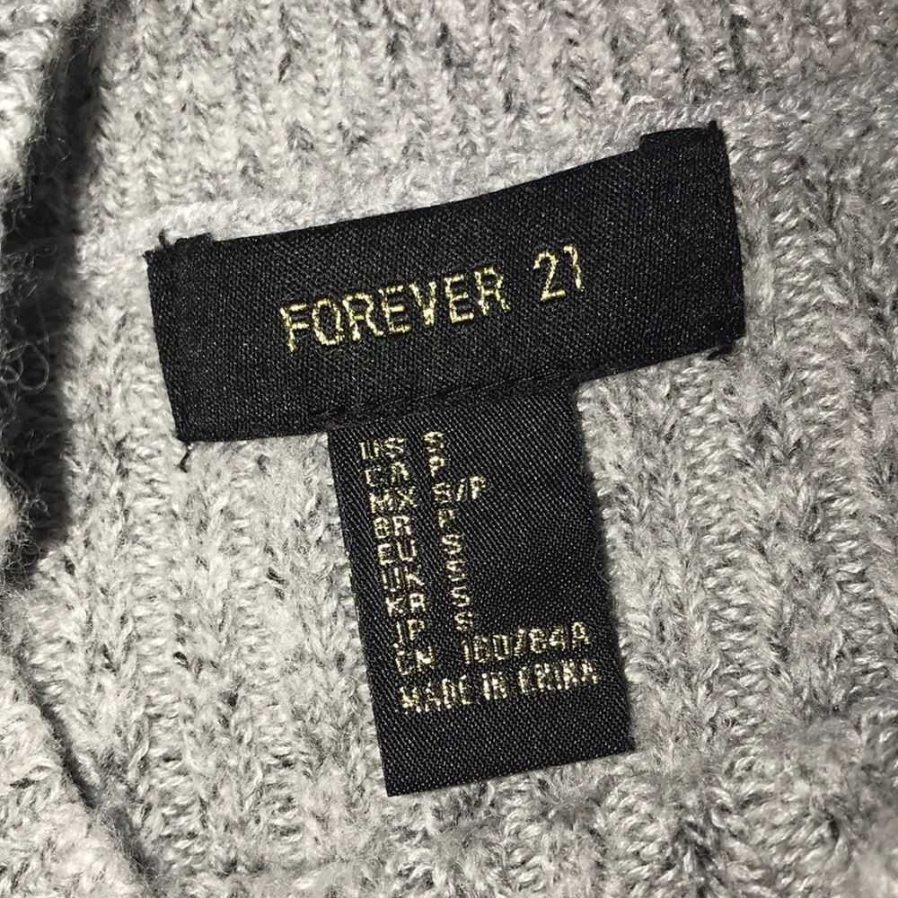 Cropped sweater - Picture 2 of 2